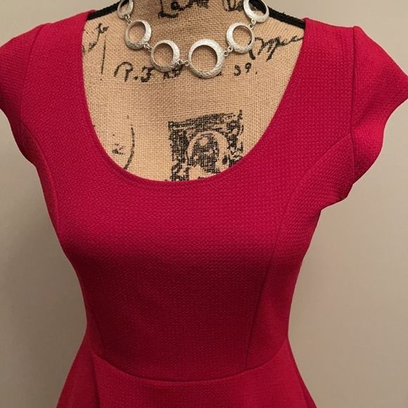 VIBE Dress‼️ - Picture 3 of 7